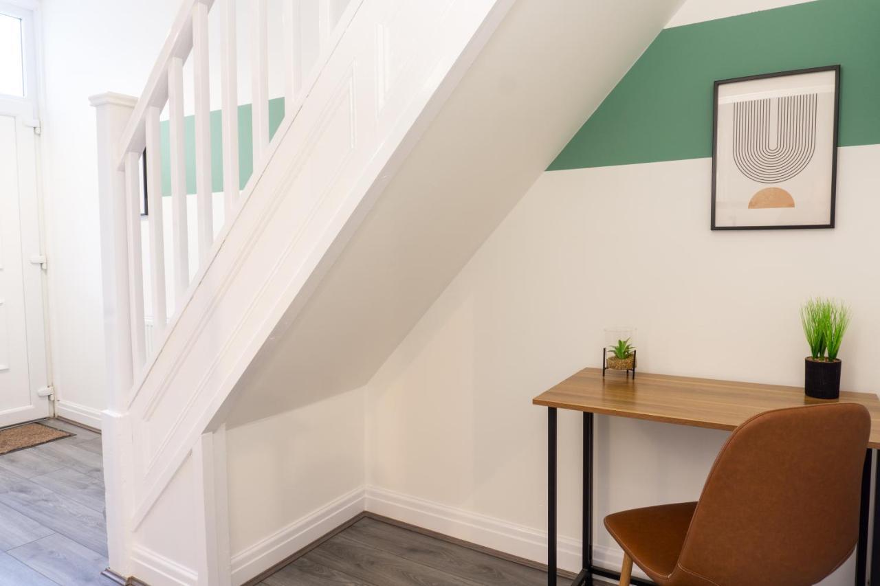 Apartment Keith House - Air Host & - Free Parking *